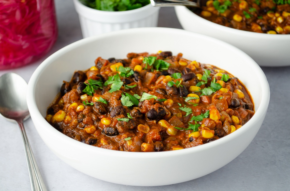 Quick Bean & Corn Vegetarian Chili - In Half The Time - Planetarian Life